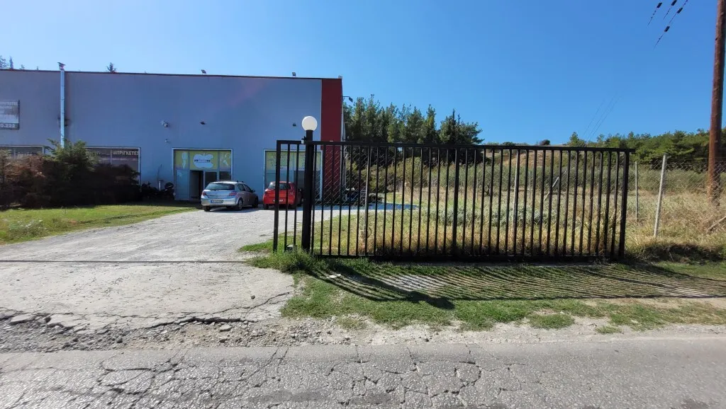 Other .. 400m²  - 5
