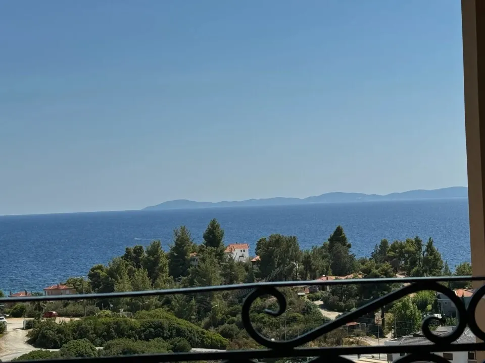 Μονοκατοικία 300τ.μ.  - 5