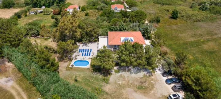 Other .. 215m²  - 3
