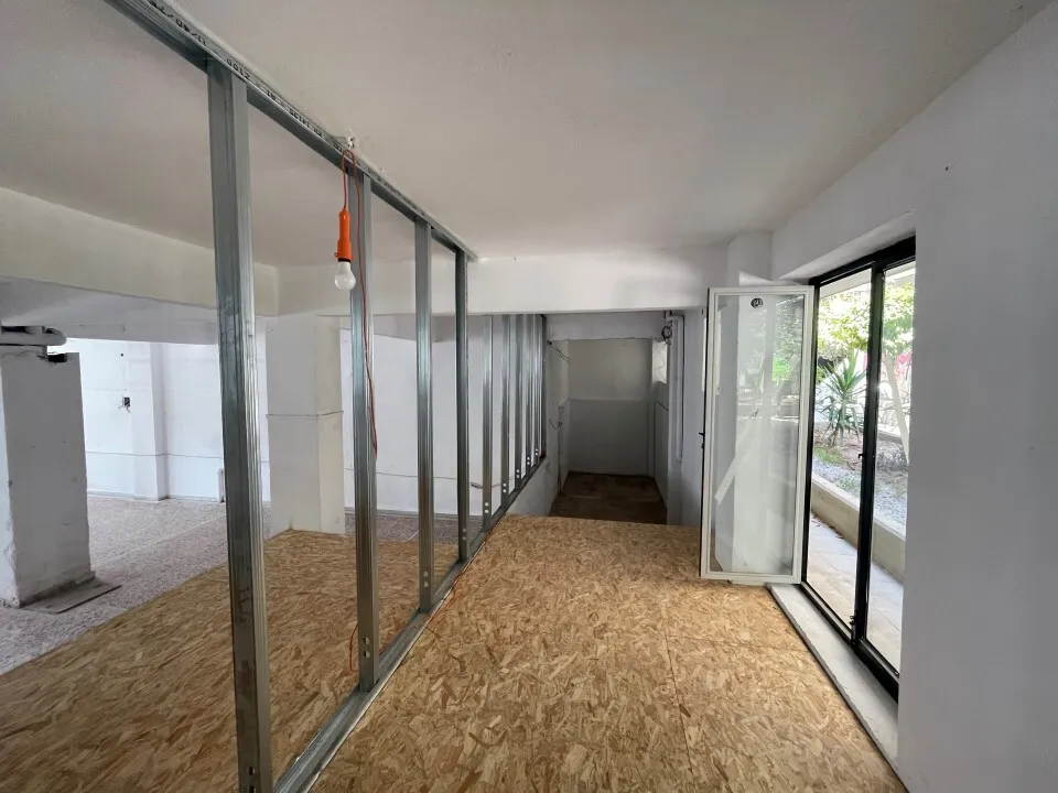 Other .. 115m²  - 2