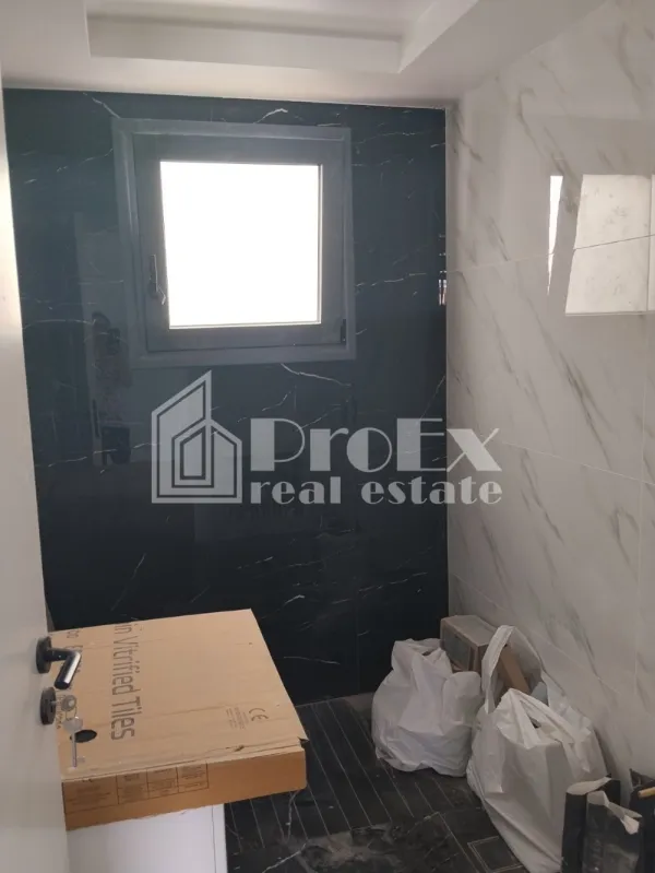Αυτόνομο κτήριο γραφείων 261τ.μ.  - 5