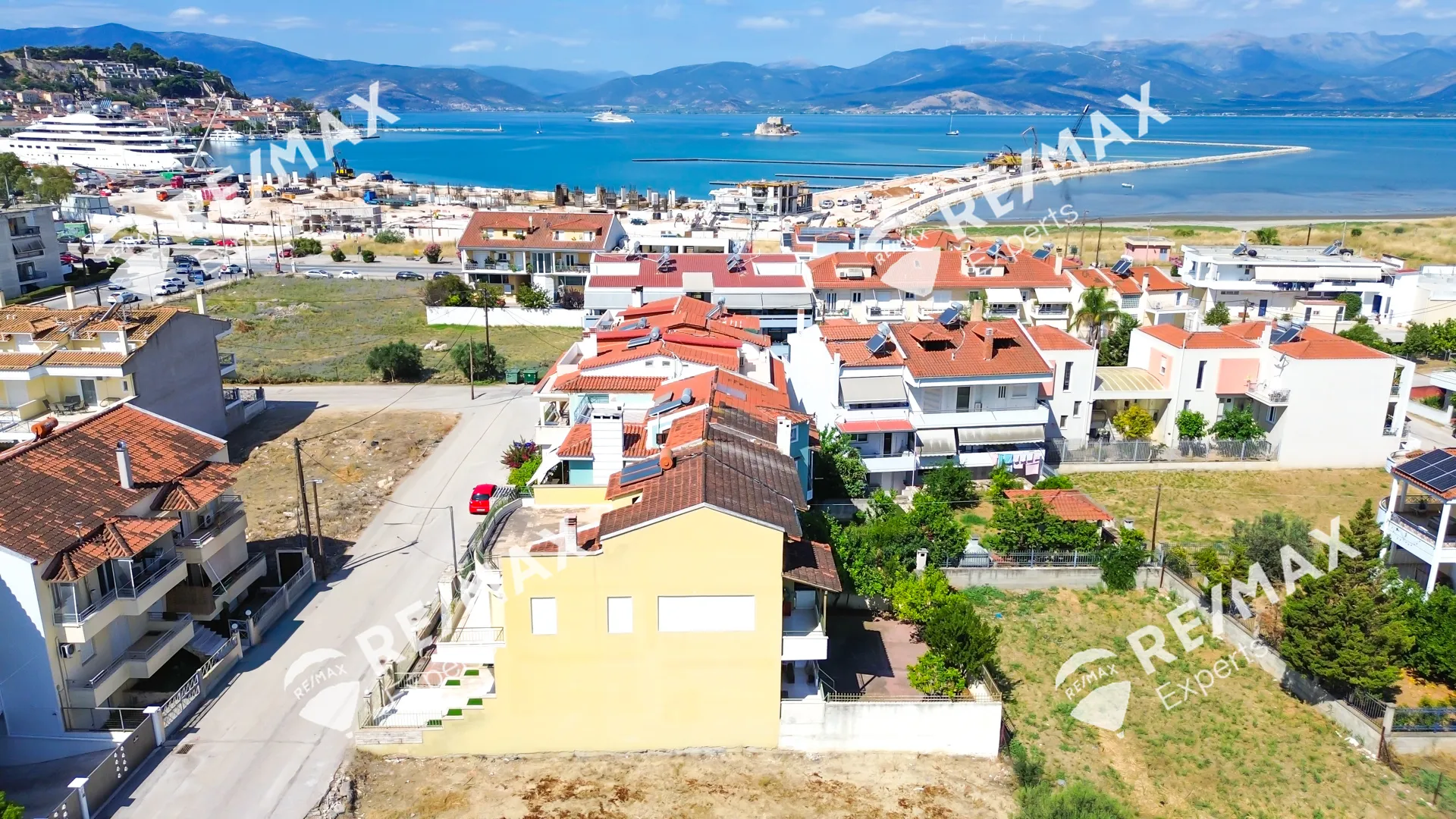 Plot 275m²  - 4