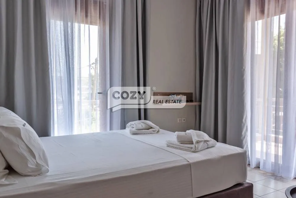Standalone residential building 300m²  - 2