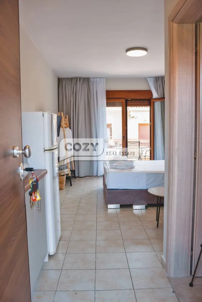 Standalone residential building 300m²  - 3