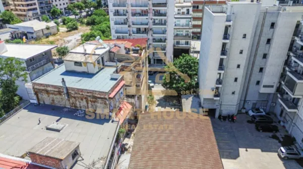 Plot 686m²  - 4