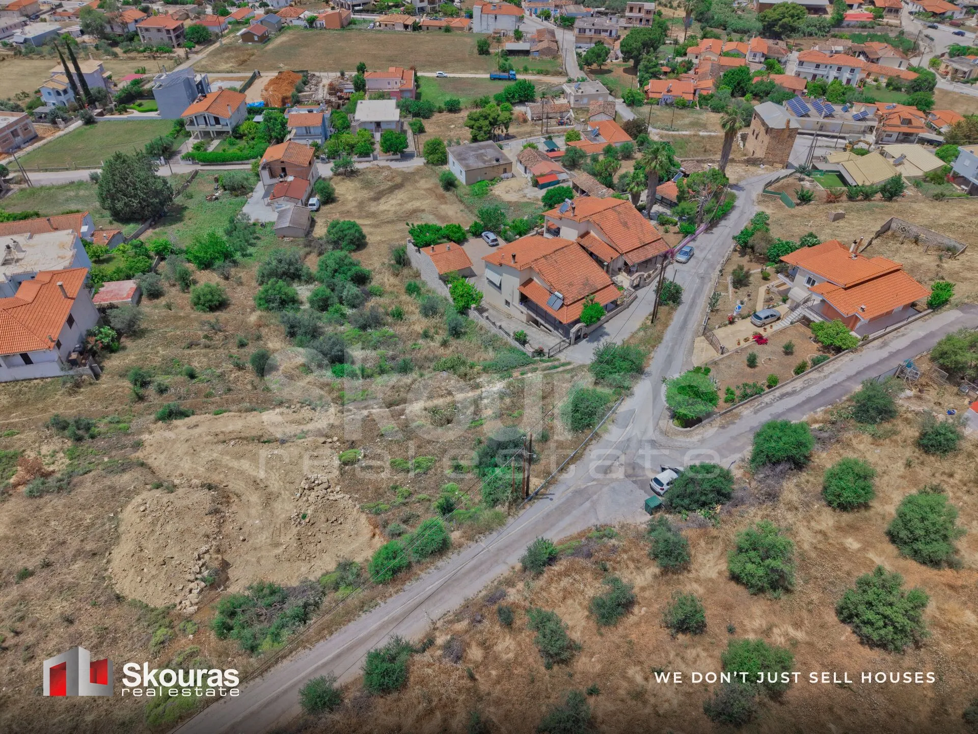 Plot 576m²  - 2