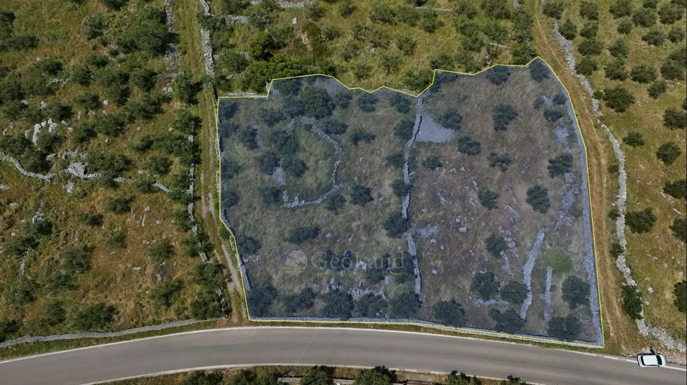 Land Parcel 2417m²  - 2