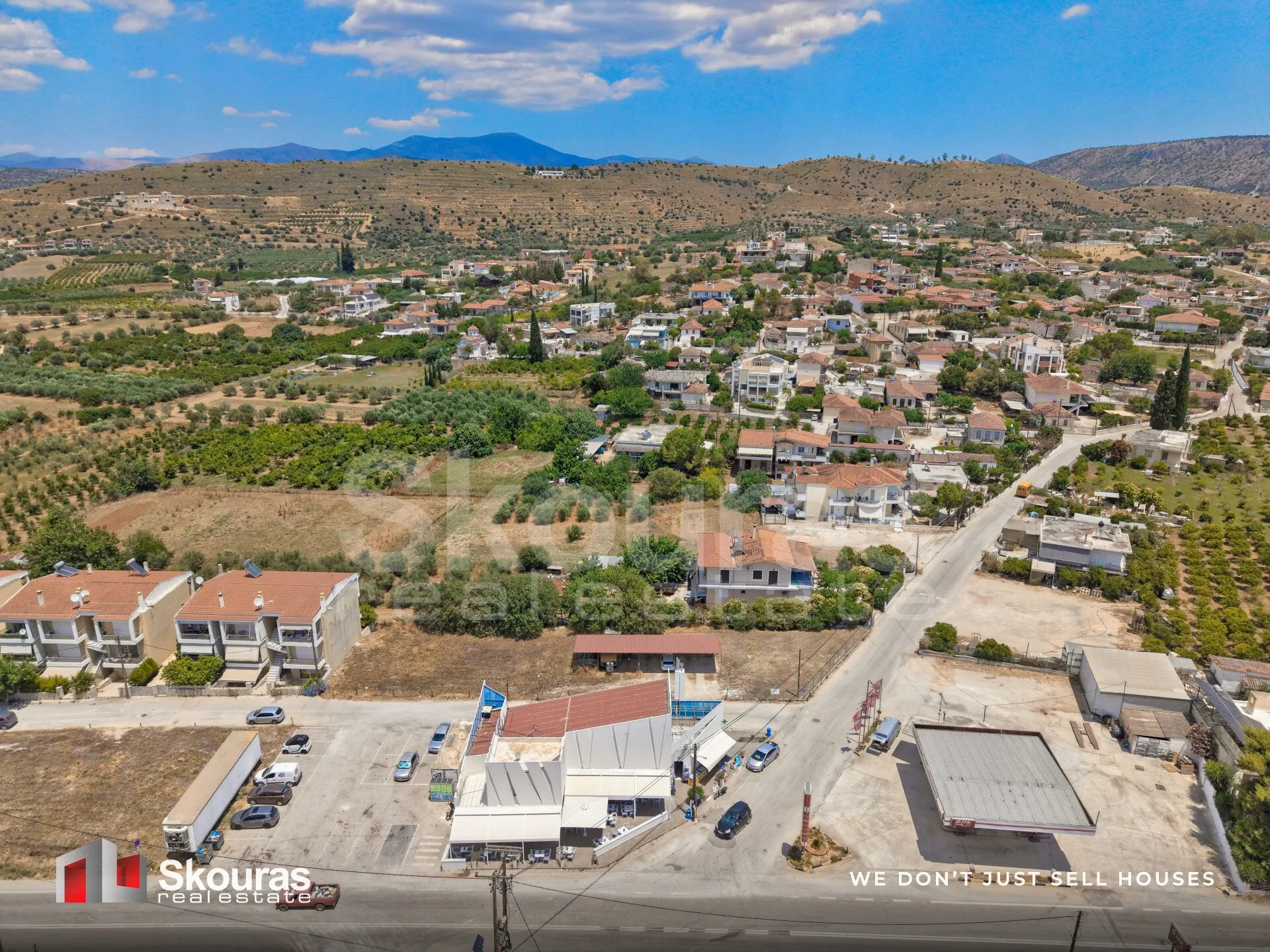 Plot 421m²  - 5