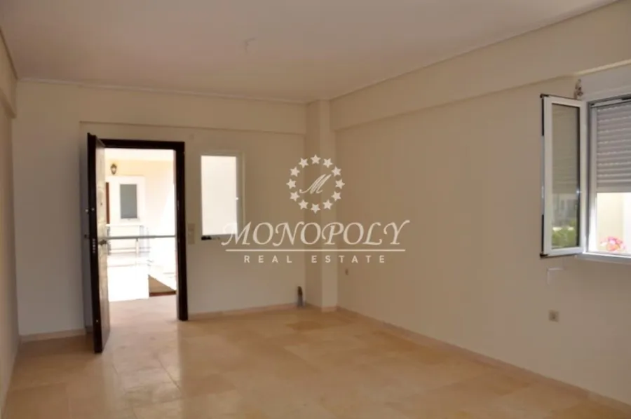 Plot 2035m²  - 3