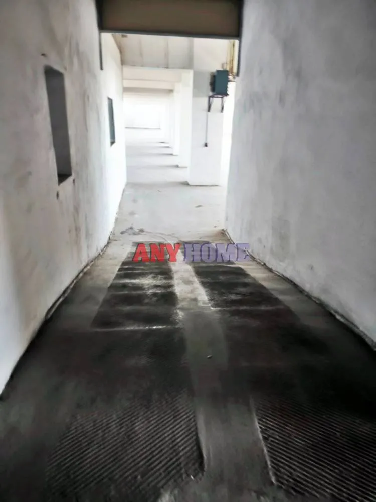 Small Industry / Industrial spaces 900m²  - 4