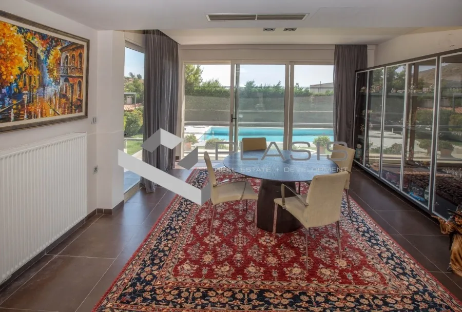 Detached house 620m²  - 4