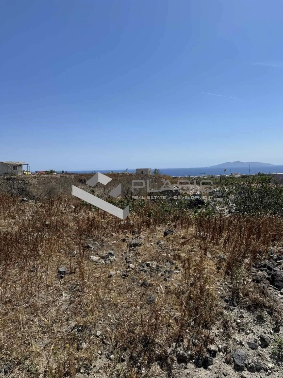 Οικόπεδο 892τ.μ.  - 3