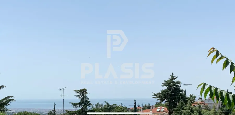 Οικόπεδο 1022τ.μ.  - 2