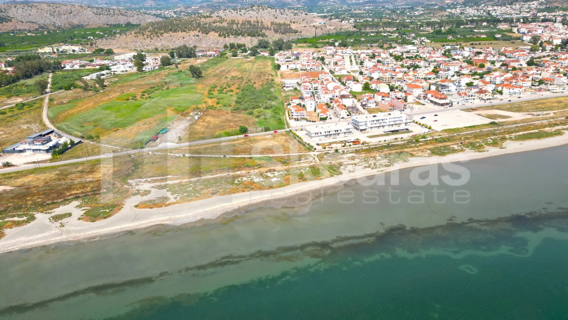 Plot 372m²  - 4