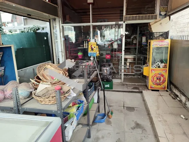 Shop 60m²  - 4