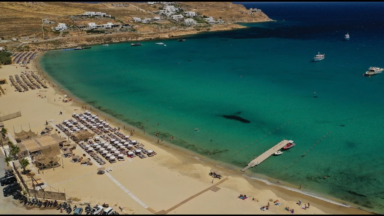 Οικόπεδο 4106τ.μ.  - 5