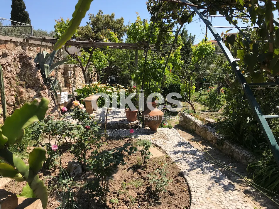 Μονοκατοικία 298τ.μ.  - 3