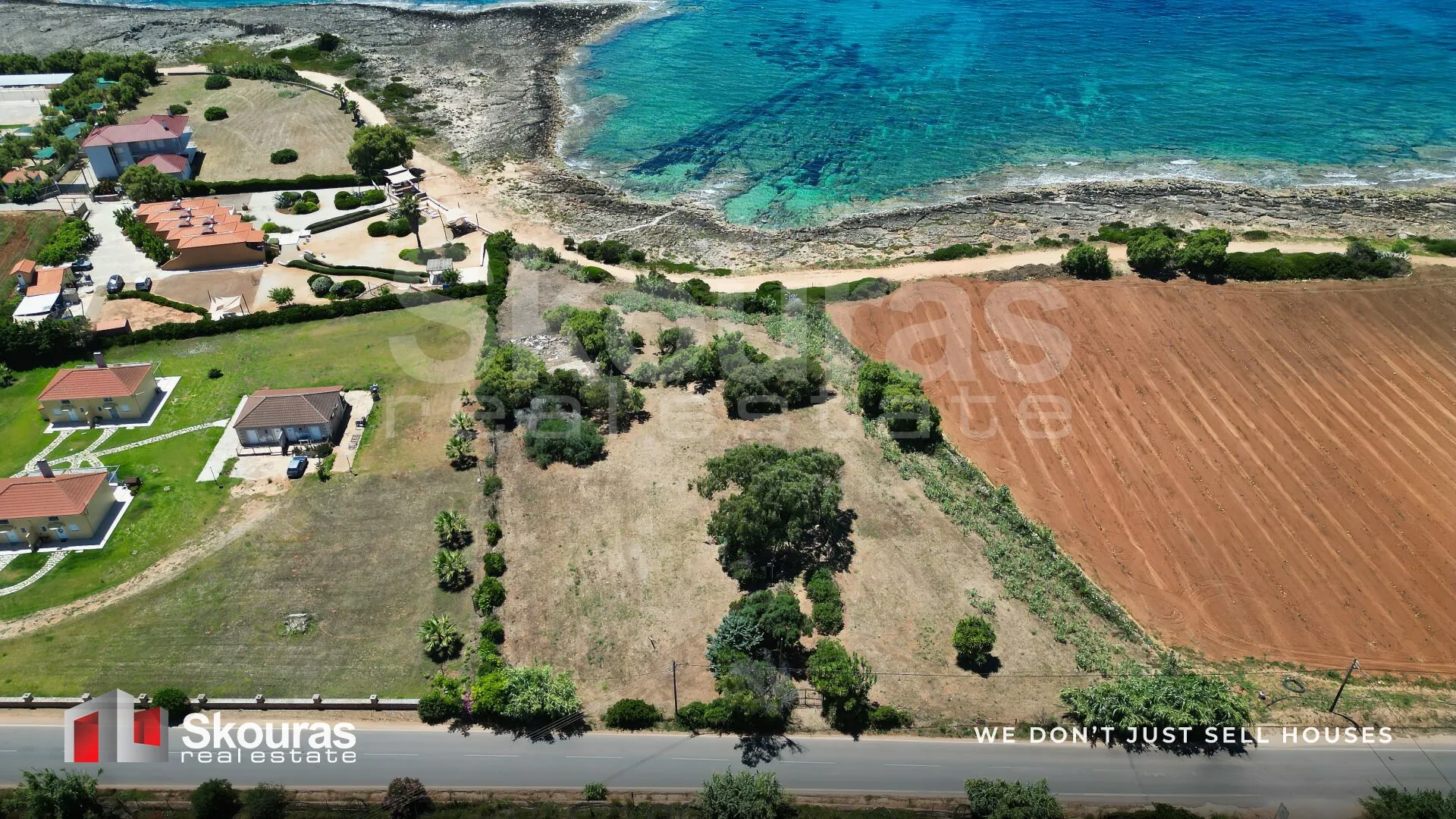 Land Parcel 5500m²  - 3