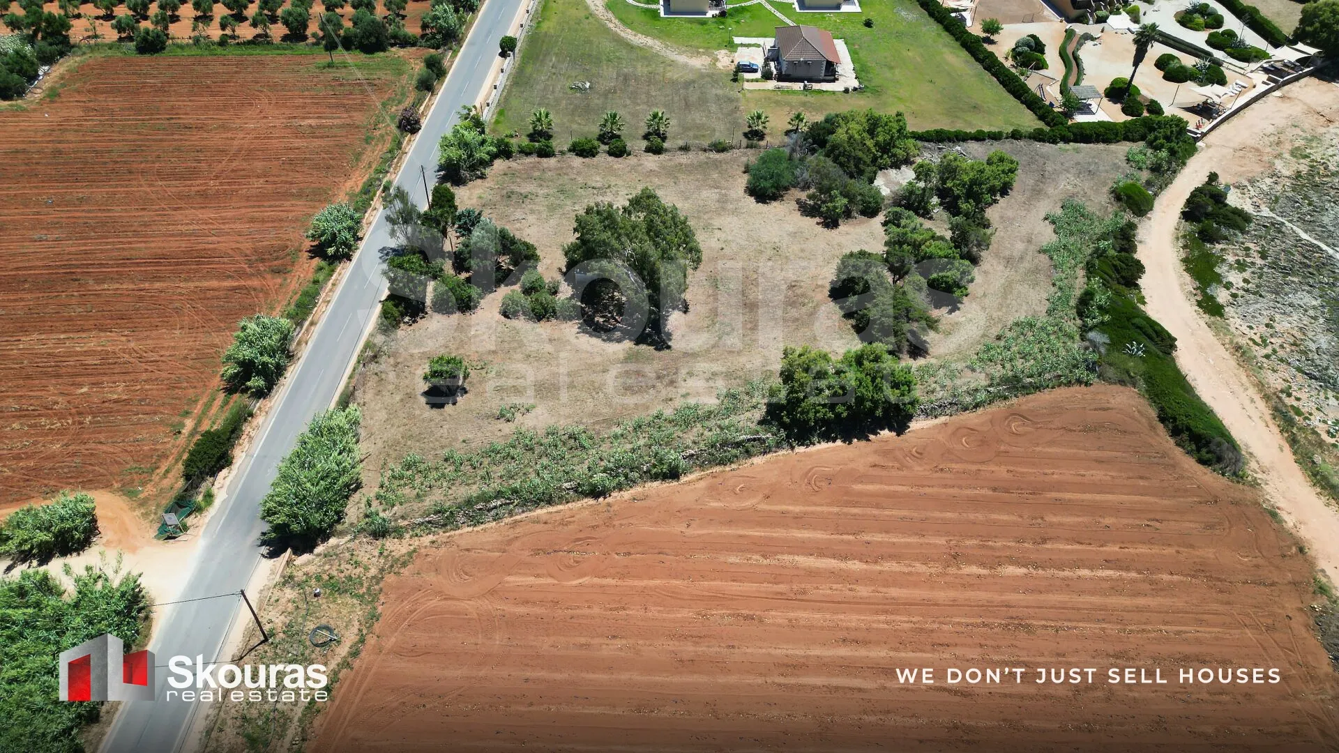 Land Parcel 5500m²  - 5