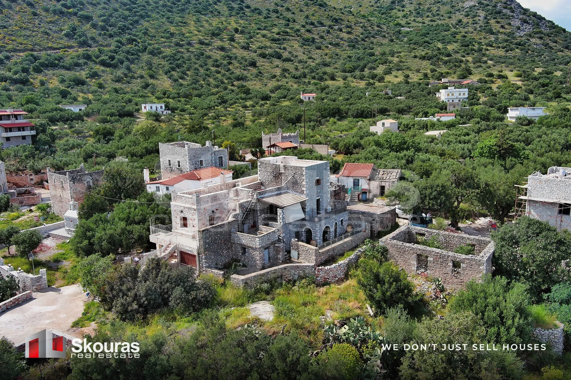 Μεζονέτα 150τ.μ.  - 3