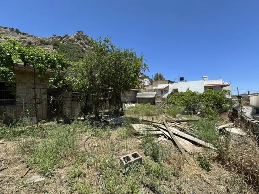 Plot 224m²  - 3