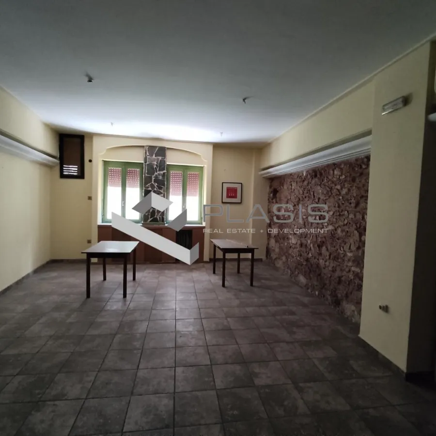 Αυτόνομο κτήριο γραφείων 230τ.μ.  - 4