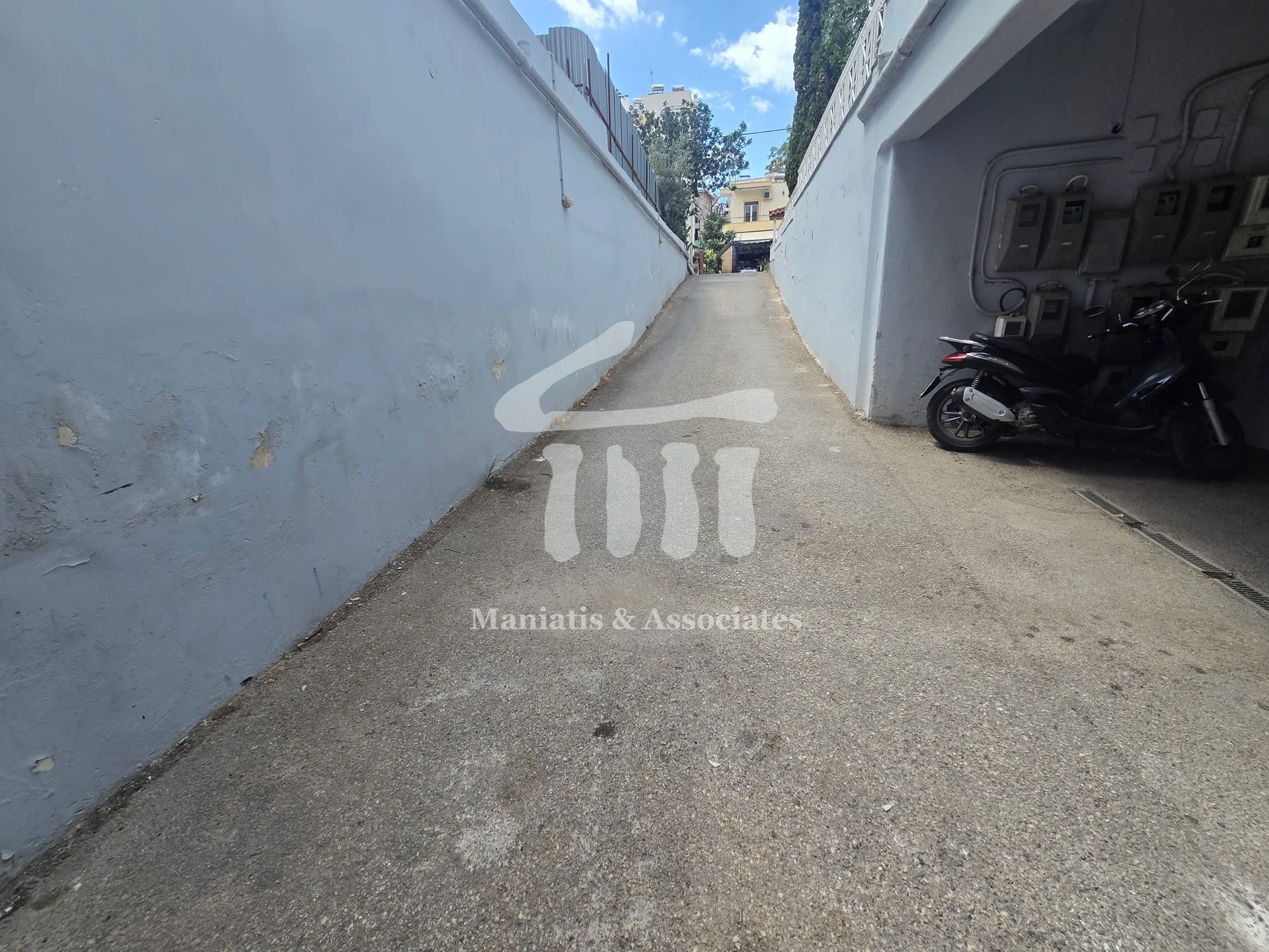 Αποθήκη 141τ.μ.  - 4