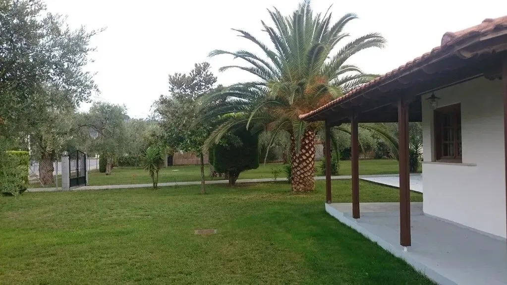 Other .. 250m²  - 5