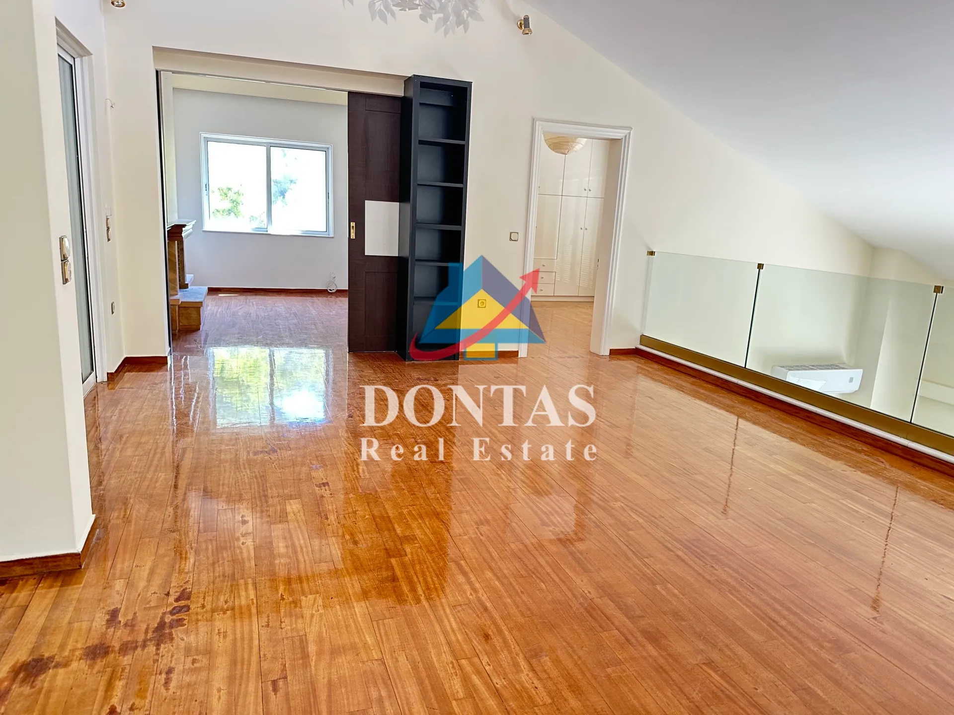 Detached house 580m²  - 3