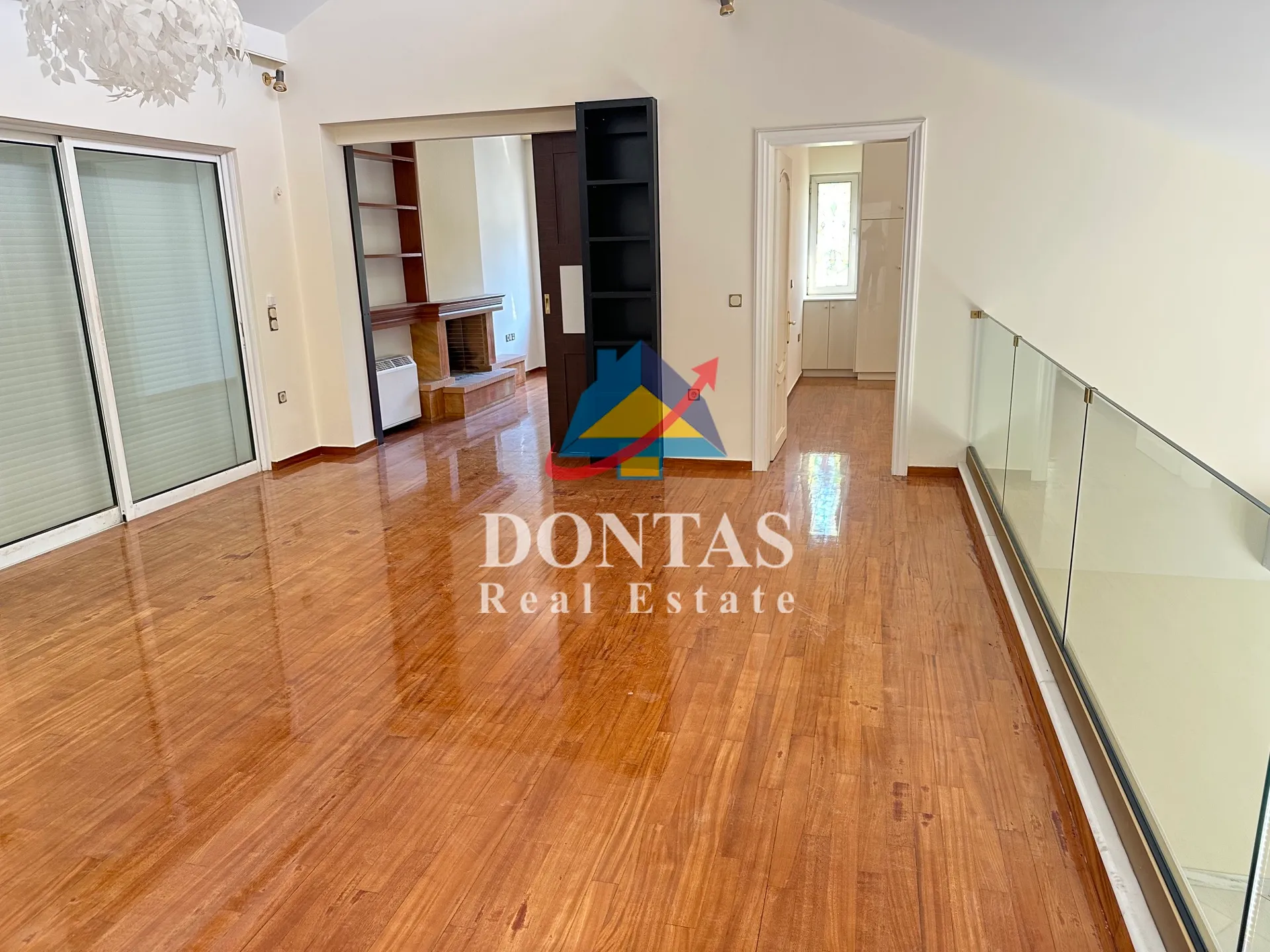 Detached house 580m²  - 4