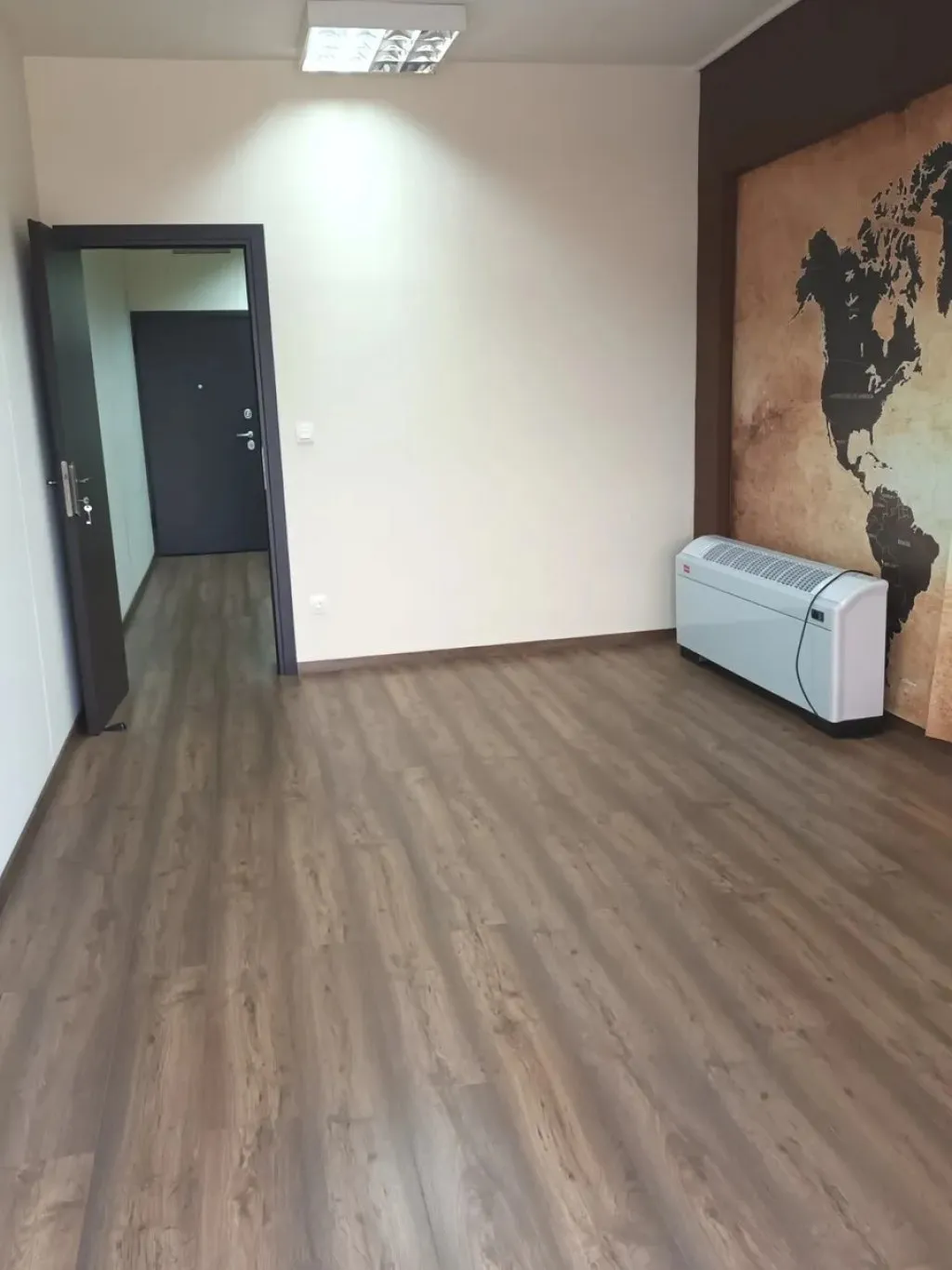 Office 32m²  - 4