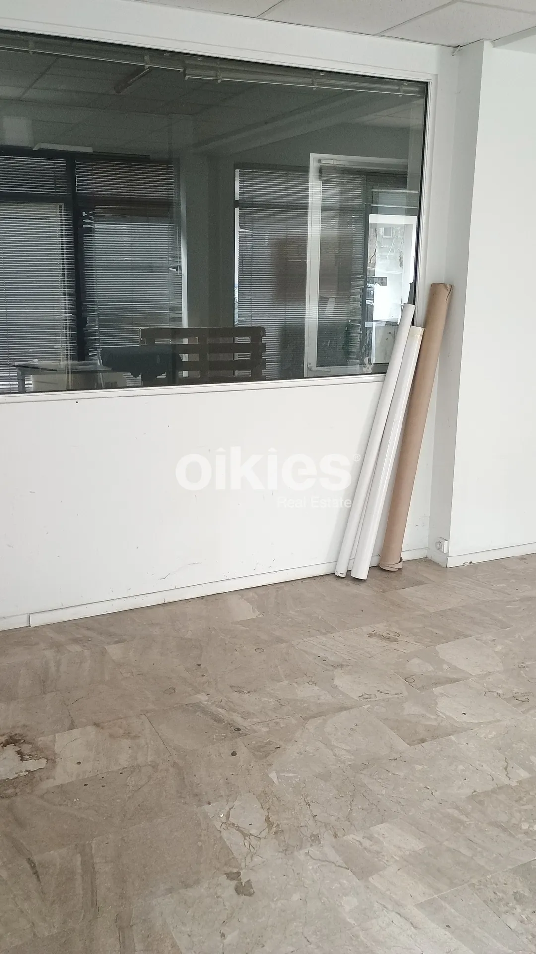 Shop 180m²  - 4