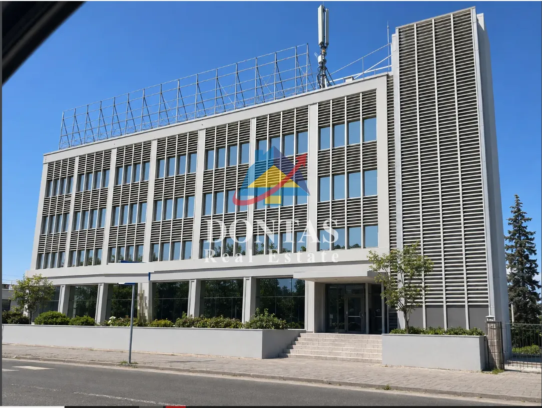 Αυτόνομο κτήριο γραφείων 3800τ.μ.  - 3