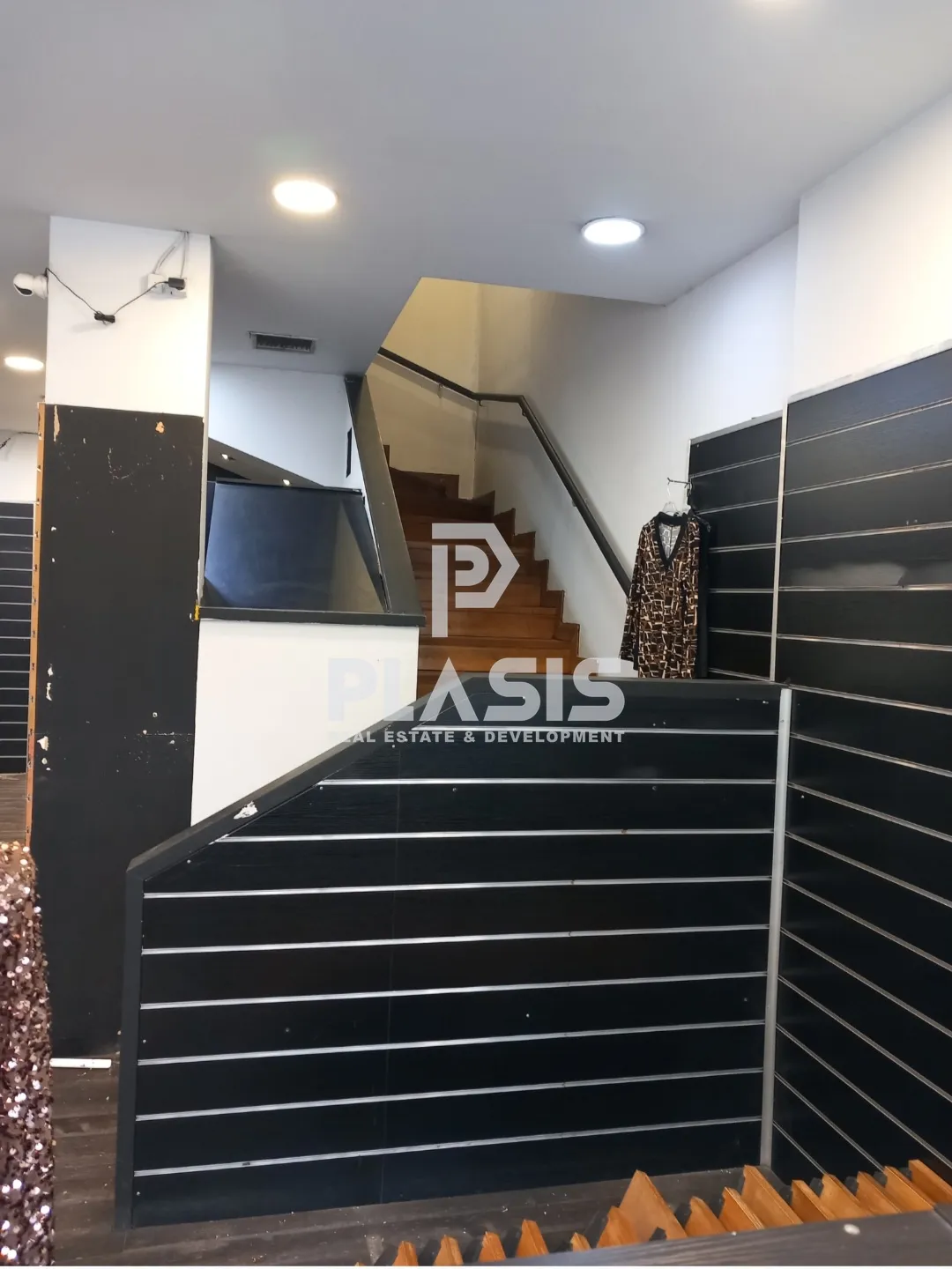 Αυτόνομο κτήριο κατοικιών 252τ.μ.  - 4