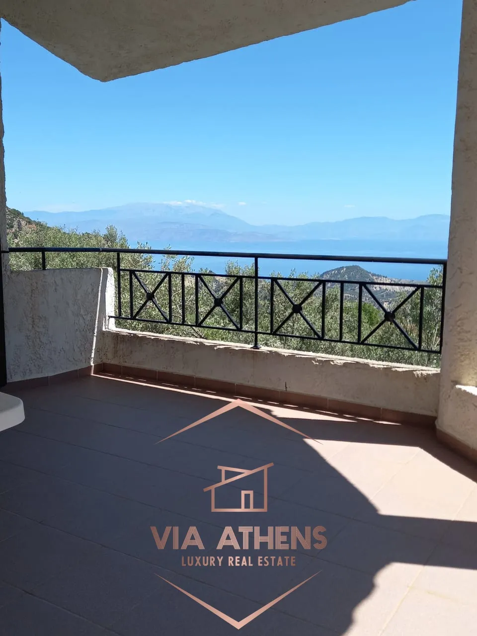 Μονοκατοικία 280τ.μ.  - 2