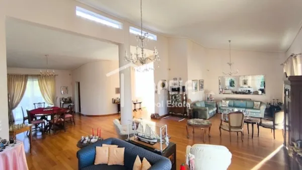 Detached house 499m²  - 3