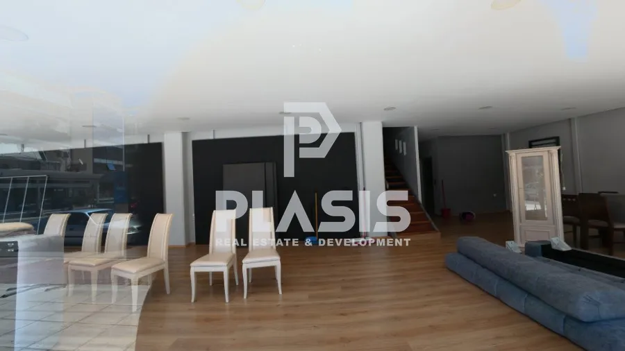Shop 350m²  - 5