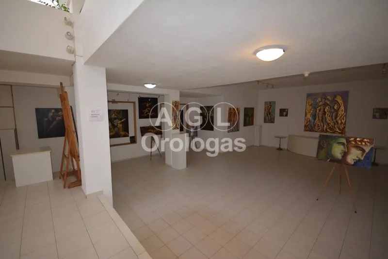 Shop 840m²  - 5