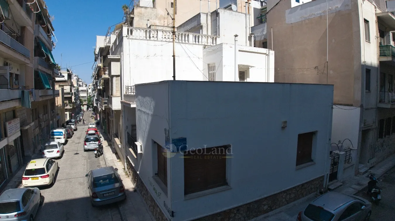 Αυτόνομο κτήριο κατοικιών 260τ.μ.  - 2