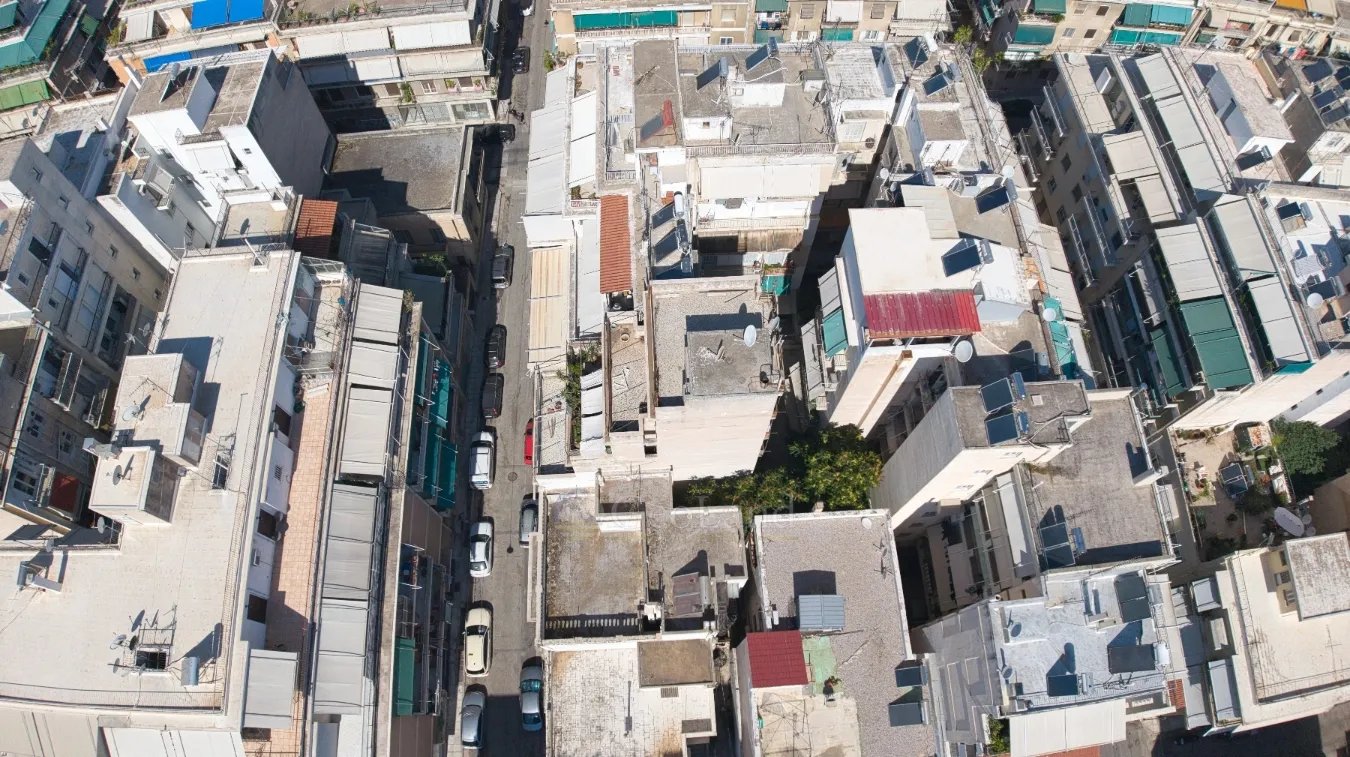 Αυτόνομο κτήριο κατοικιών 260τ.μ.  - 5