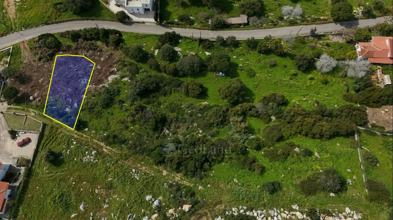 Plot 240m²  - 2