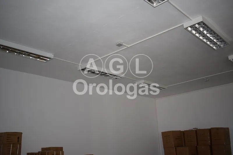 Shop 400m²  - 5