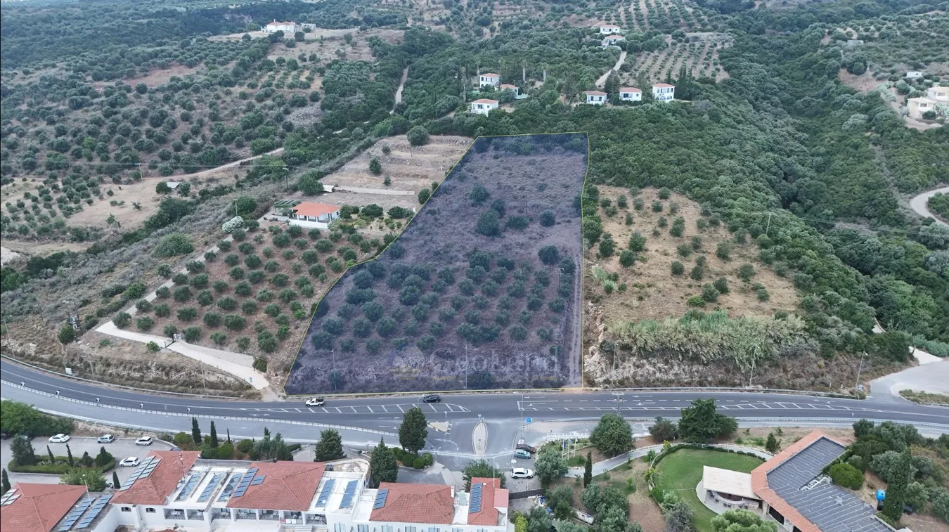 Land Parcel 9400m²  - 2