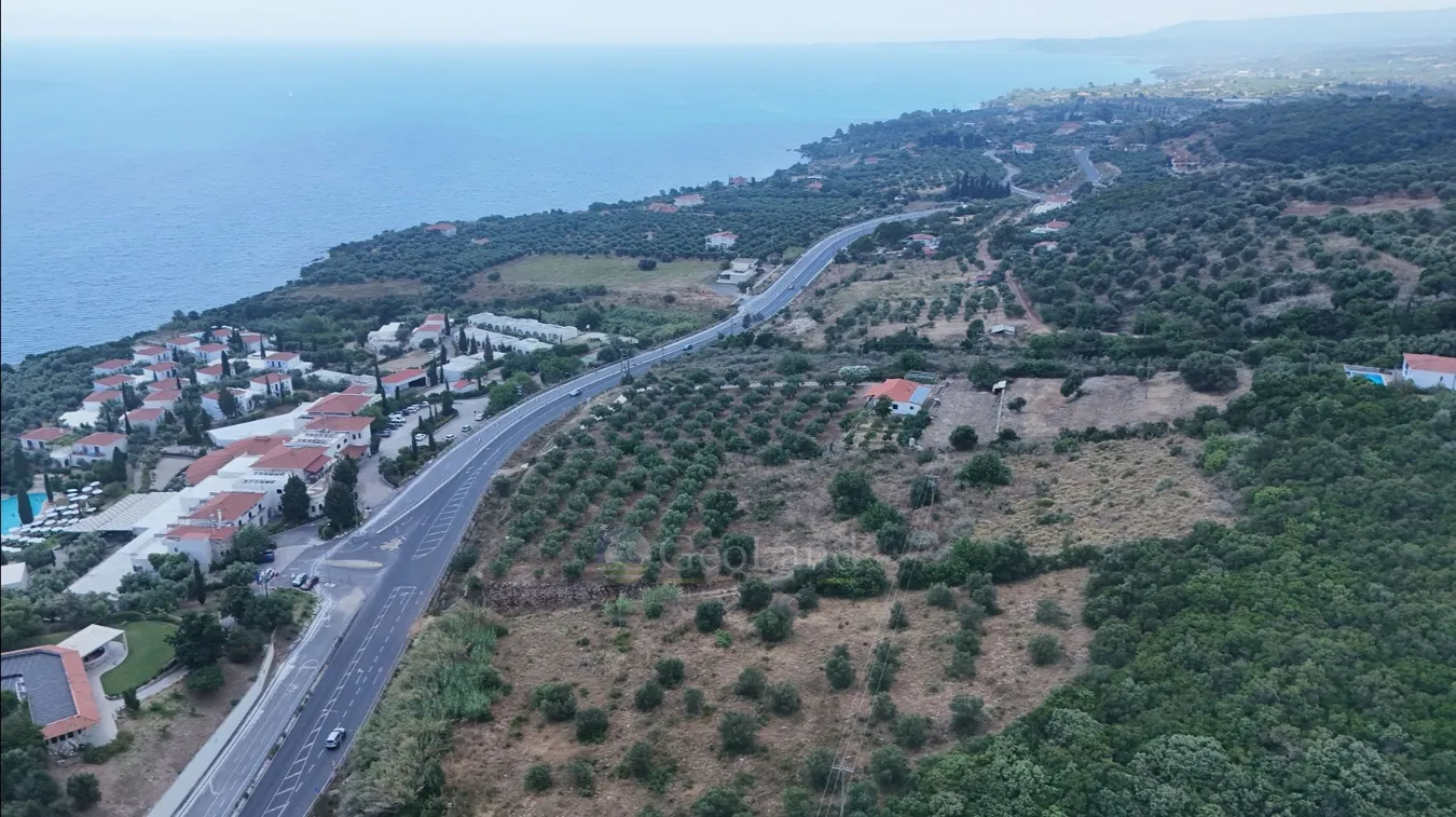 Land Parcel 9400m²  - 5