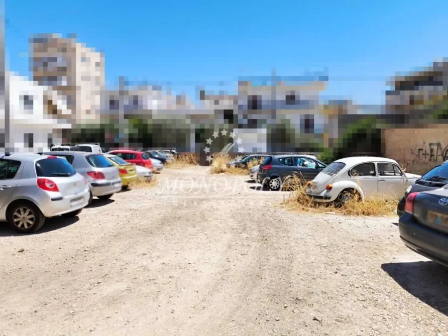 Plot 716m²  - 2