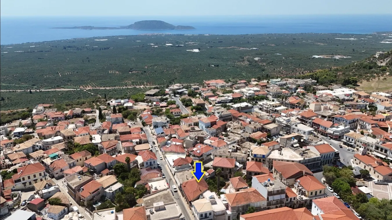 Διαμέρισμα 238τ.μ.  - 2