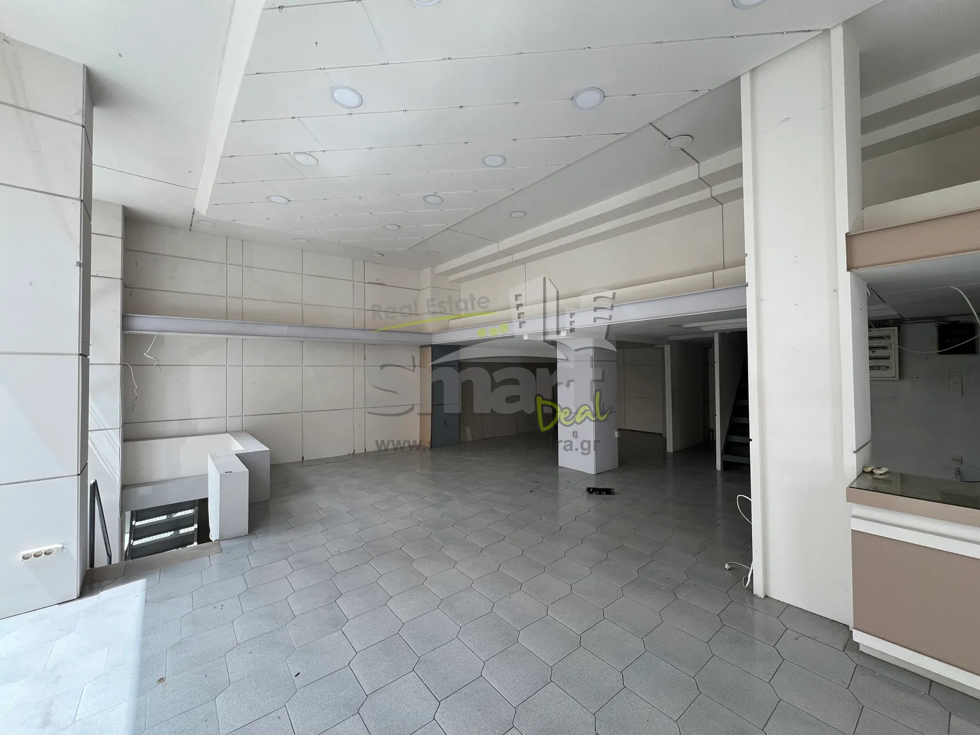 Shop 335m²  - 3