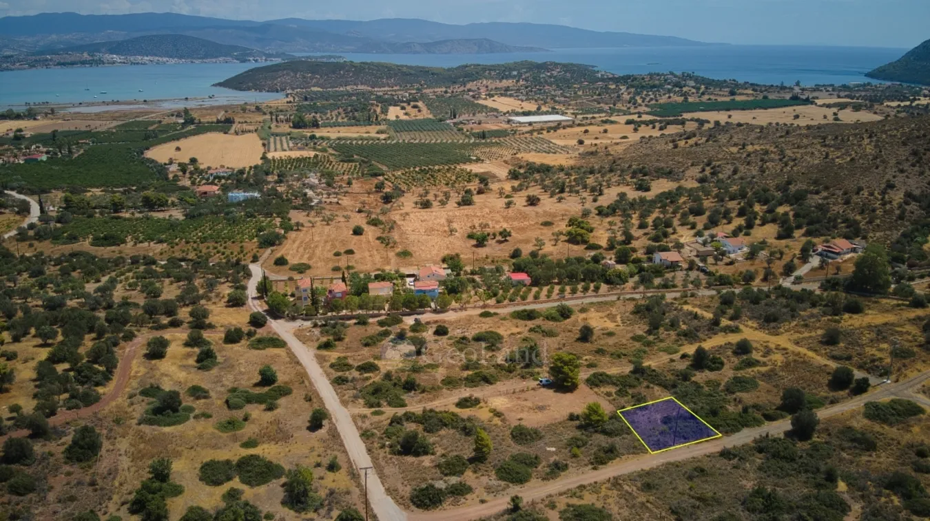 Οικόπεδο 308τ.μ.  - 2