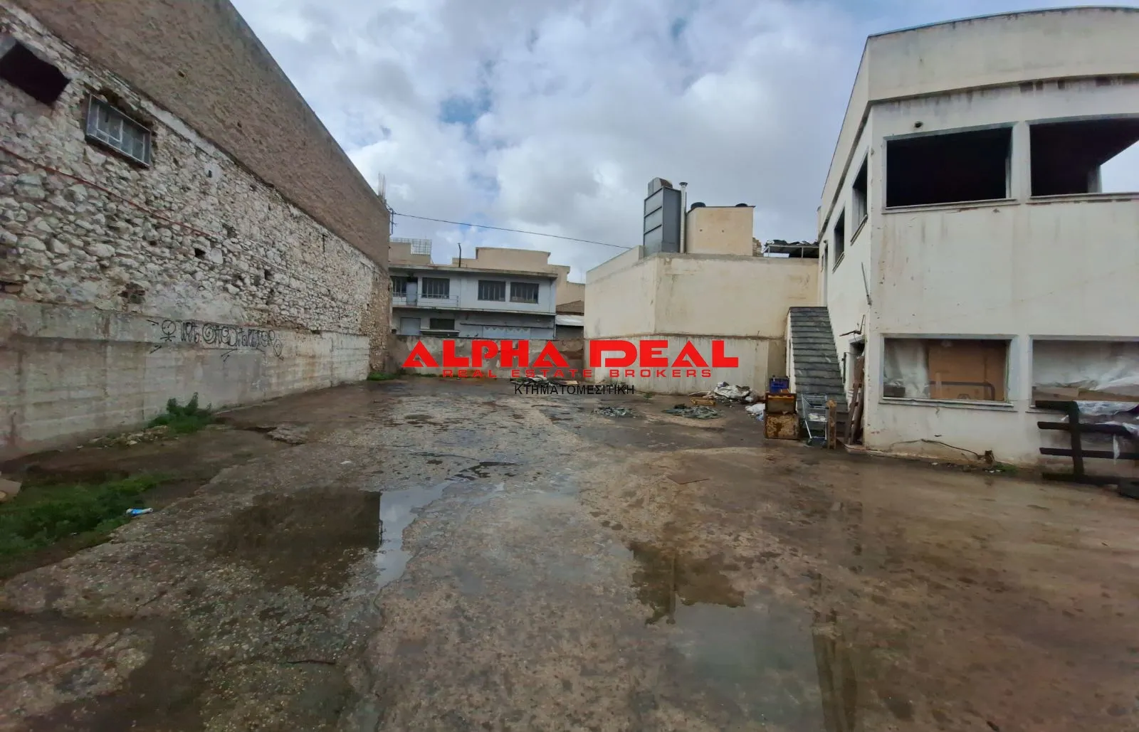 Plot 420m²  - 3