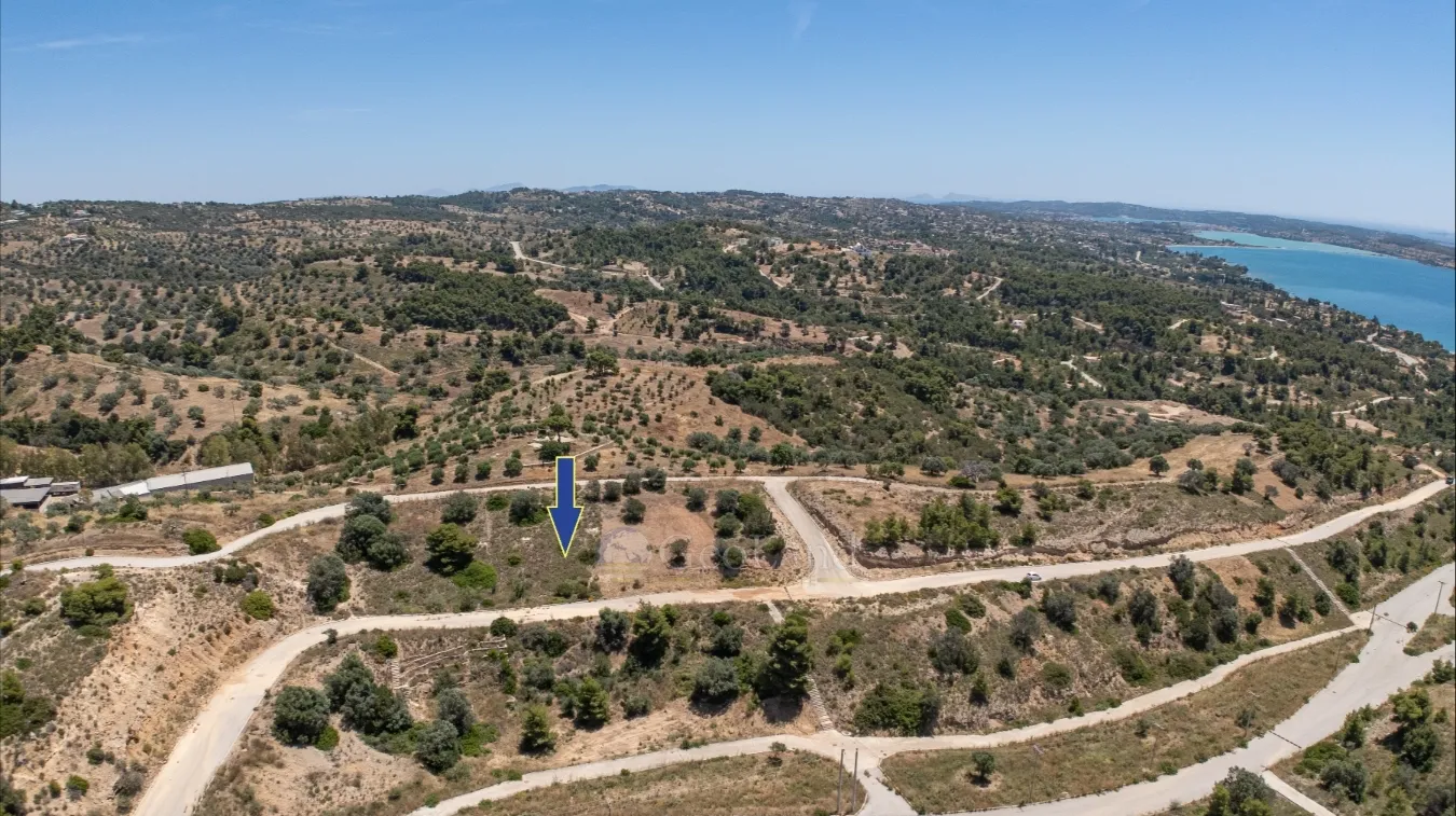 Οικόπεδο 400τ.μ.  - 3